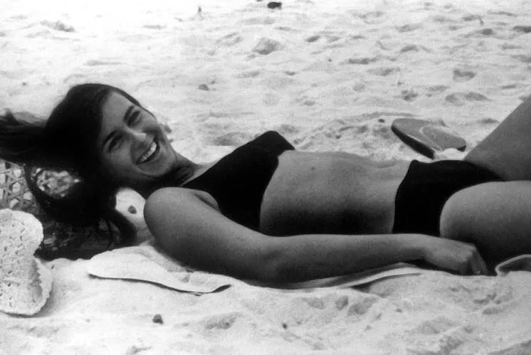 Várias versões de Garota de Ipanema: qual a sua favorita?