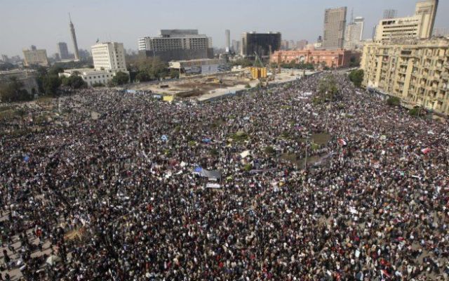 Protestos no Egito, de novo.