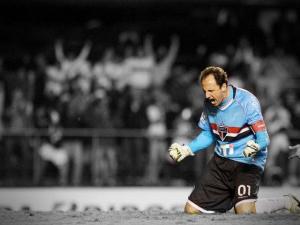 "Camisa pesa". Pesou tanto que até afundou! :D