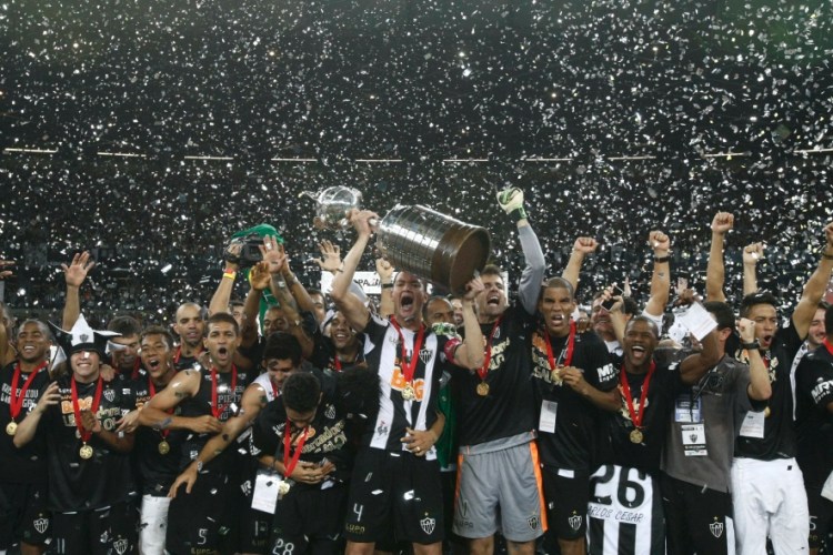 Foto de João Godinho, de "O Tempo" (25.7.2013)