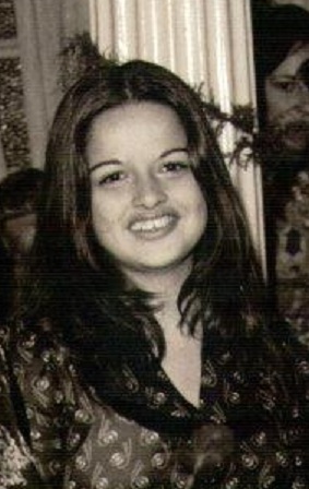 Ana Rita na época de estudante / Arquivo pessoal