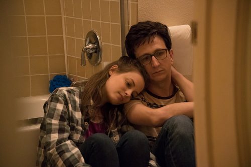 ‘Love’: uma série curtinha da Netflix que une amor, drama e humor