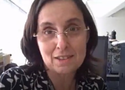 Laura Capriglione fala o que é preciso para ser jornalista