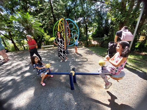Parquinho no Mirante do Cruzeiro, ou Parque Professor Amílcar Vianna Martins. Foto: CMC / blog da kikacastro