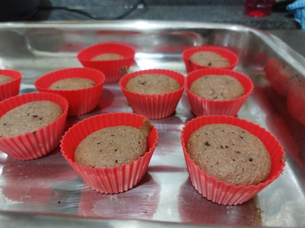 Rendeu 11 muffins de chocolate nas forminhas.
