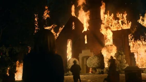 ‘Pequenos incêndios por toda parte’: várias famílias que se entrelaçam