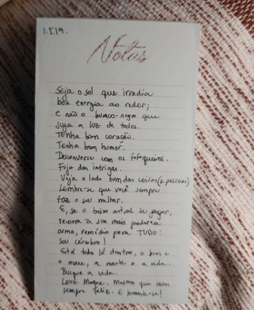 Pensamentos motivacionais que escrevi para mim mesma em 2019.