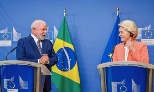 Lula não deveria assinar atual acordo com a União Europeia