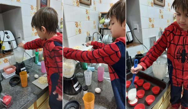 Luiz colocou tudo no liquidificador para fazer a receita do pão de queijo e depois serviu as forminhas.