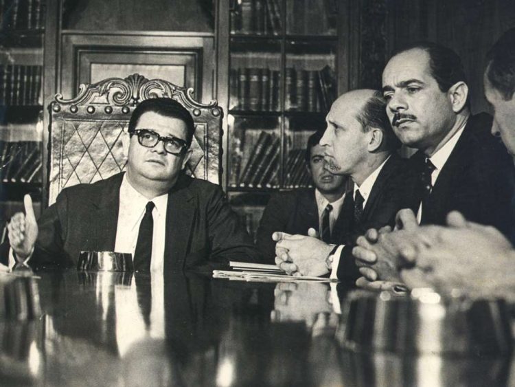 Antônio Delfim Neto, em foto de 1970 em domínio público.