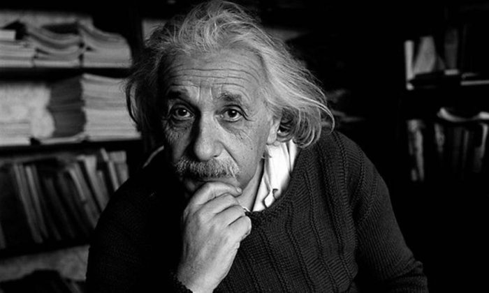Sonhos de Einstein: um livro com pequenas viagens sobre o tempo