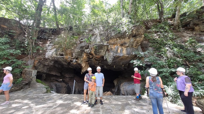 Entrada da Gruta da Lapinha.