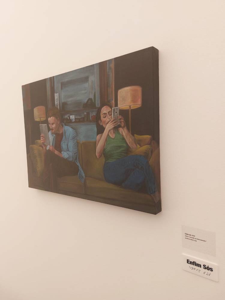 Obra "Enfim sós", de 2025, presente na exposição Contrapontos e Contratempos, de Marco Paulo Rolla. Foto: CMC / blog da kikacastro