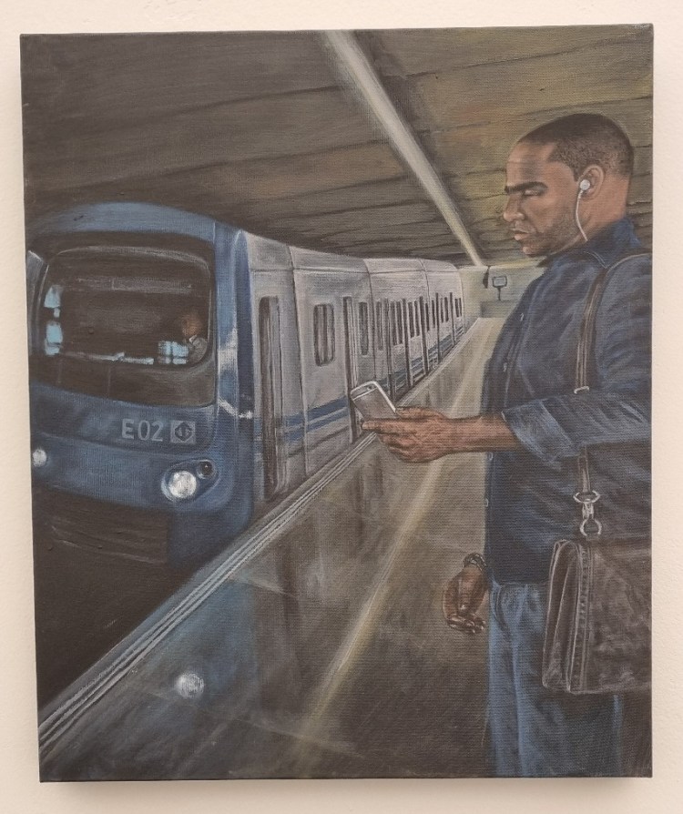 Obra Embarque, de 2022, presente na exposição Contrapontos e Contratempos, de Marco Paulo Rolla. Foto: Beto Trajano / blog da kikacastro