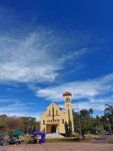 Capela de Nossa Senhora das Graças, no Barreiro, em Araxá. Foto: CMC / blog da kikacastro