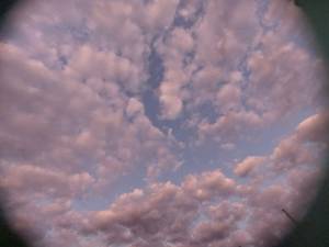 O céu de Araxá no dia em que começou o inverno de 2025. Foto: CMC / blog da kikacastro