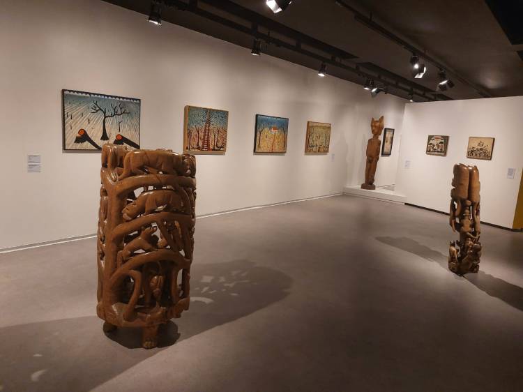 Obras de José Antonio da Silva, artista do interior de São Paulo, que retrata a vida rural. Foi o primeiro incorporado ao acervo de Vilma Eid e há várias obras dele nesta mostra.