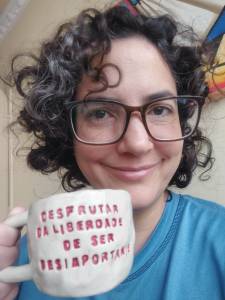 Não vamos mudar o mundo, meus amigos. Desfrutemos da liberdade de nossa desimportância.