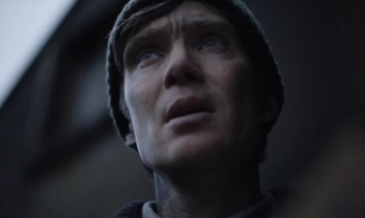 Cillian Murphy faz o papel de Bill Furlong, protagonista do livro e do filme "Pequenas Coisas como Estas".