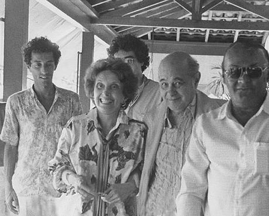 Bob Fernandes (à esquerda) com Tancredo Neves, em 1984, em Cláudio (MG). Foto: Marcelo Prates/Arquivo Pessoal