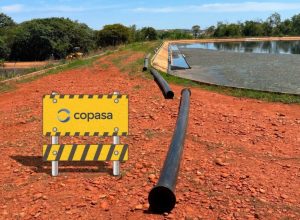 Foto de obra da Copasa em Frutal (MG), divulgada em janeiro de 2026.