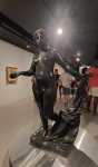 Escultura de Pierre-Auguste Renoir, exposta na Casa Fiat de Cultura, em BH. Foto: blog da kikacastro